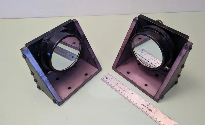 4-Inch Λ/10 Fused Quartz Optical Flat For Beam Steering, Mounted In Precision Kinematic Holder 1