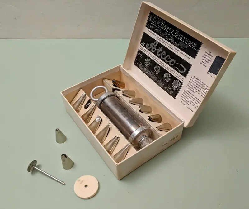 Ateco Vintage Pastry Decorating Tool Set – Circa 1960 1