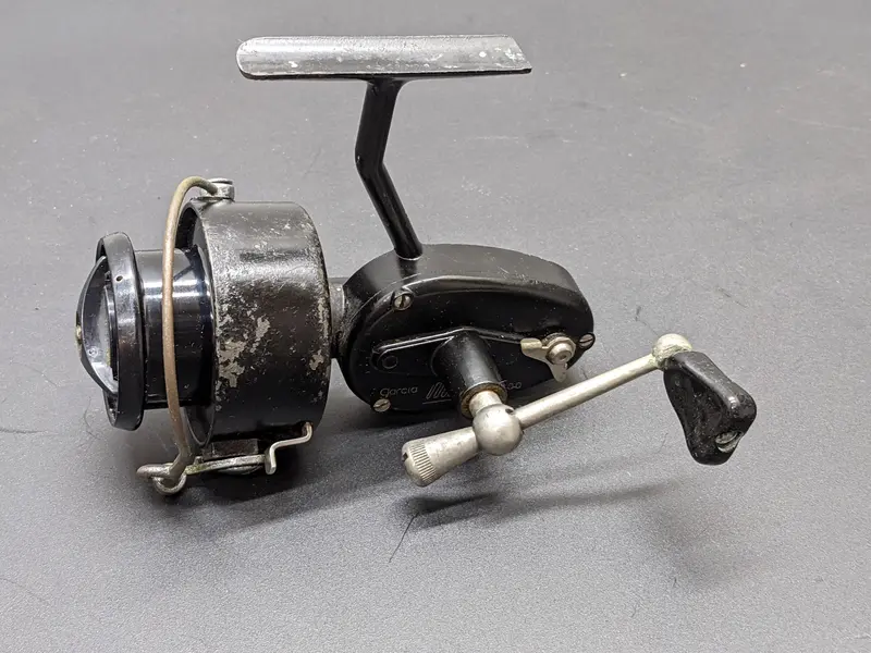 Garcia Mitchell 300 Spinning Fishing Reel – Classic Vintage Design 1