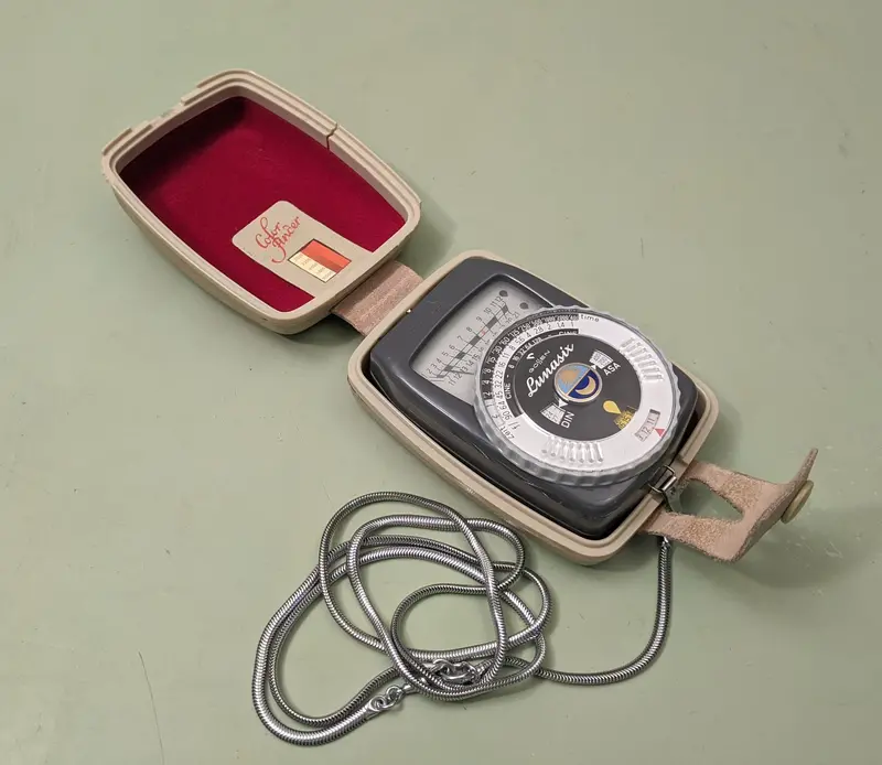 Gossen Lunasix F*S Professional Light Meter For Photography 1