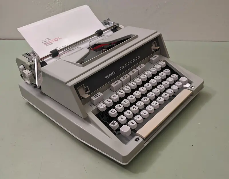 Hermes 3000 Third Generation Portable Typewriter User Guide (Pdf) 1