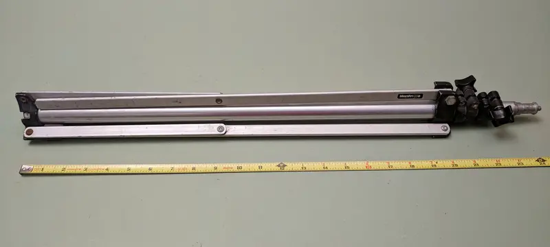 Manfrotto 366B 6-Foot Adjustable Light Stand 1