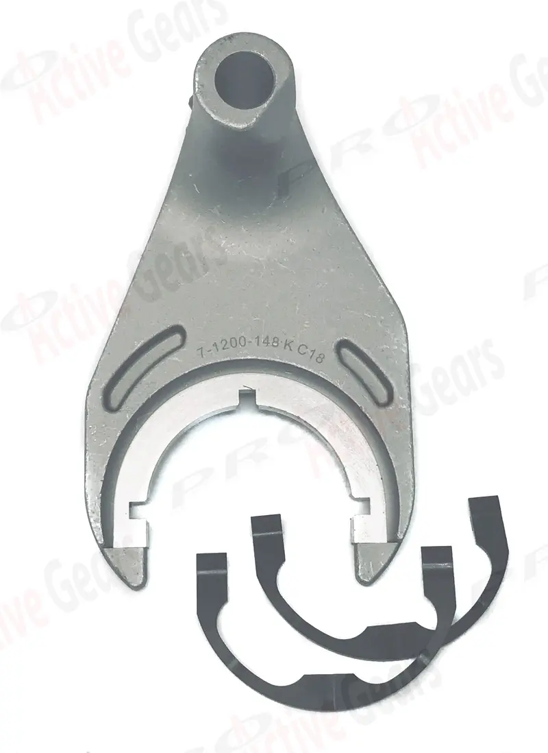 Revolution Gear Nv271/Nv271D Range Shift Fork 1