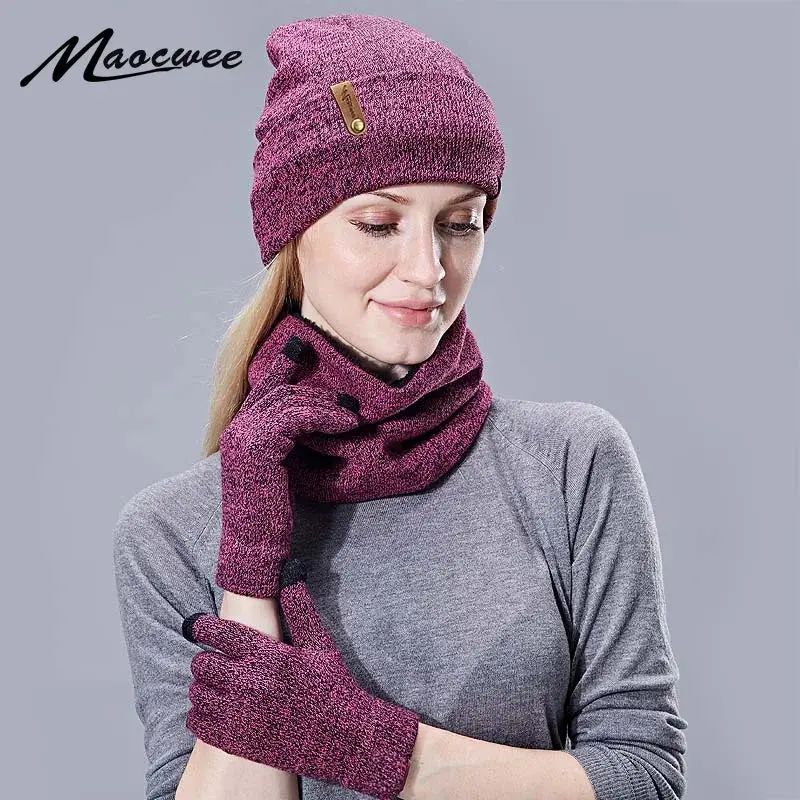 Touchscreen-Compatible Winter Set – Knitted Beanie, Scarf & Gloves For Men And Women 1