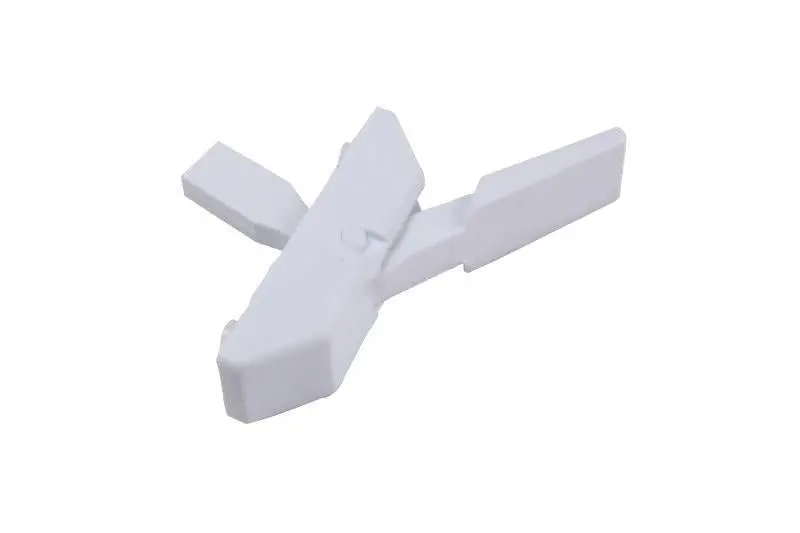 White Multi-Point Casement Window Locking Handle For Superior Security 1