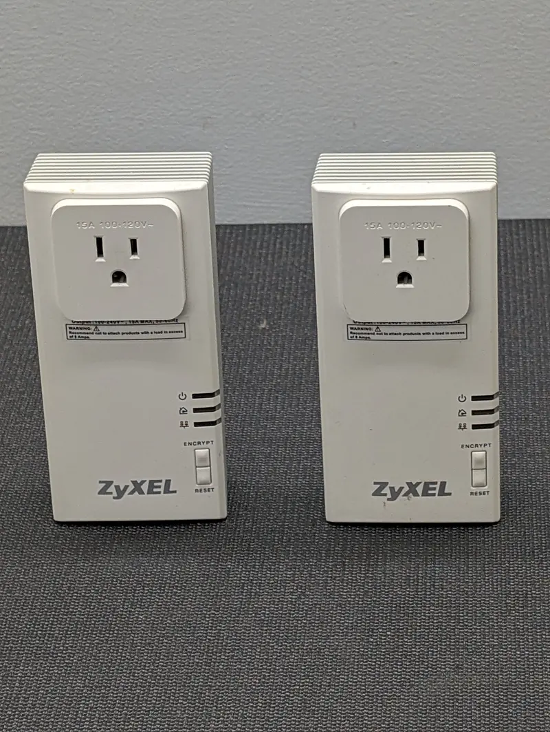 Zyxel Pla-407 Powerline Ethernet Adapter (200 Mbps) With Pass-Through Outlet – 2-Pack 1